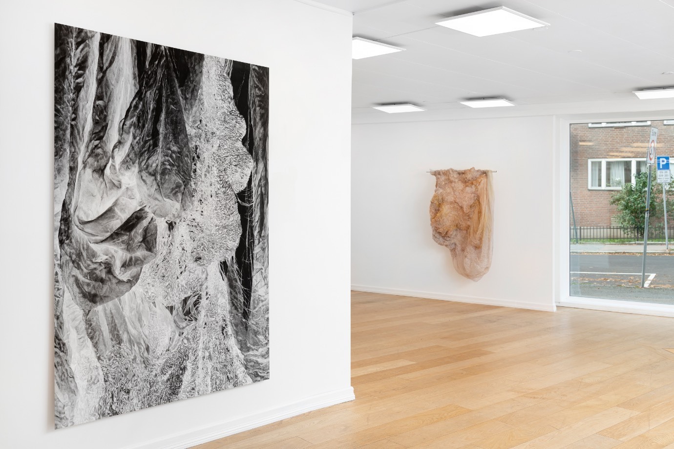 B09017868ab1efe98f35597deb7f32f30176ba94